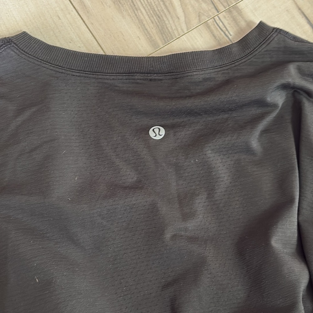 Black lululemon long sleeve - Picture 2 of 2